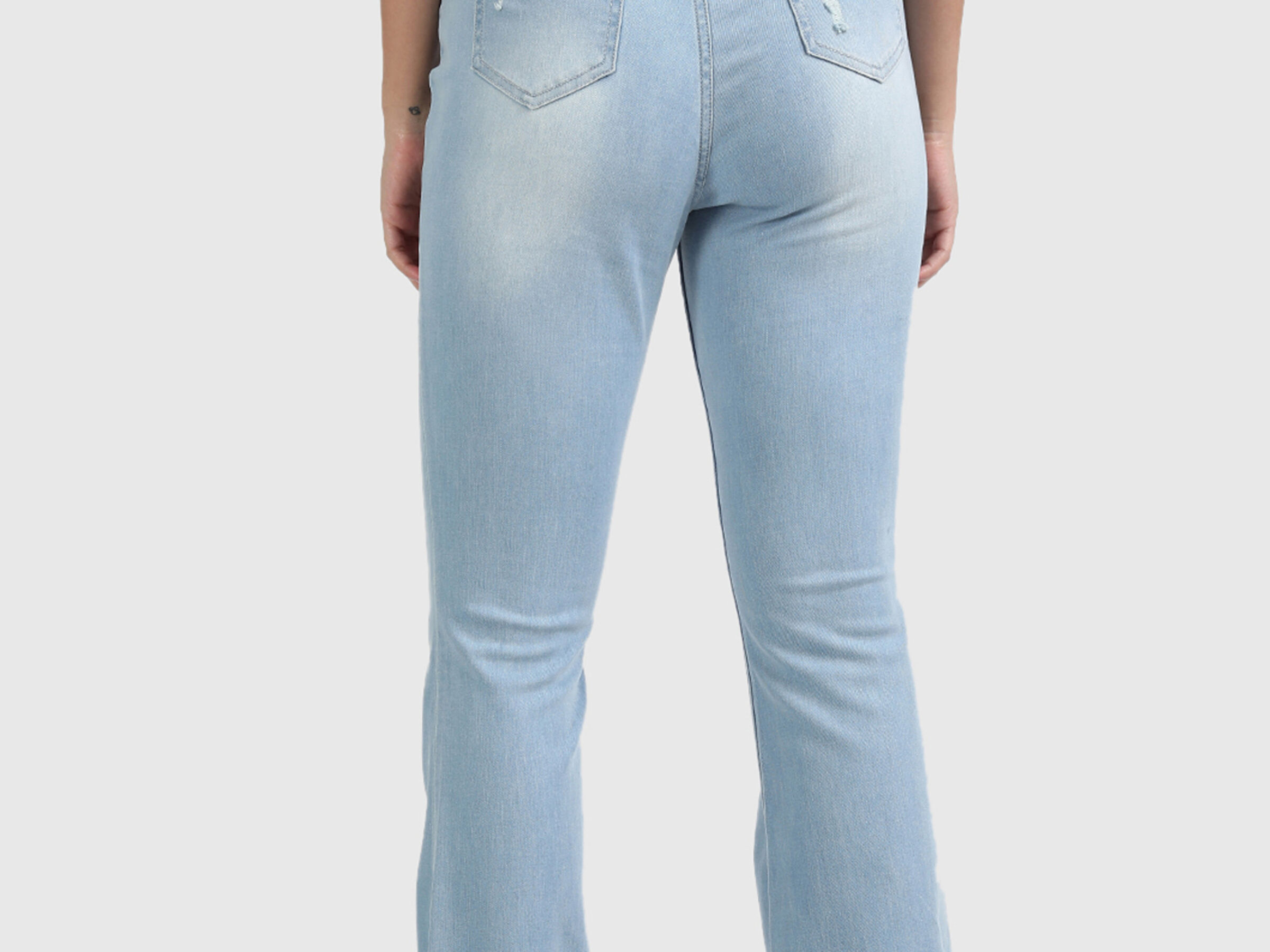 Cotton Jeans with Cropped Boot Cut and Damage image number 3